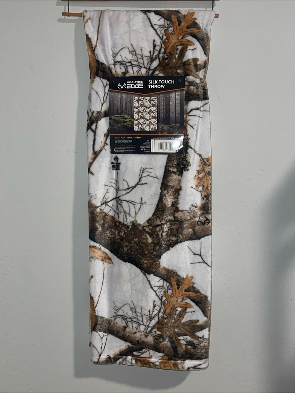 Real Tree White Camo Silk Touch Throw